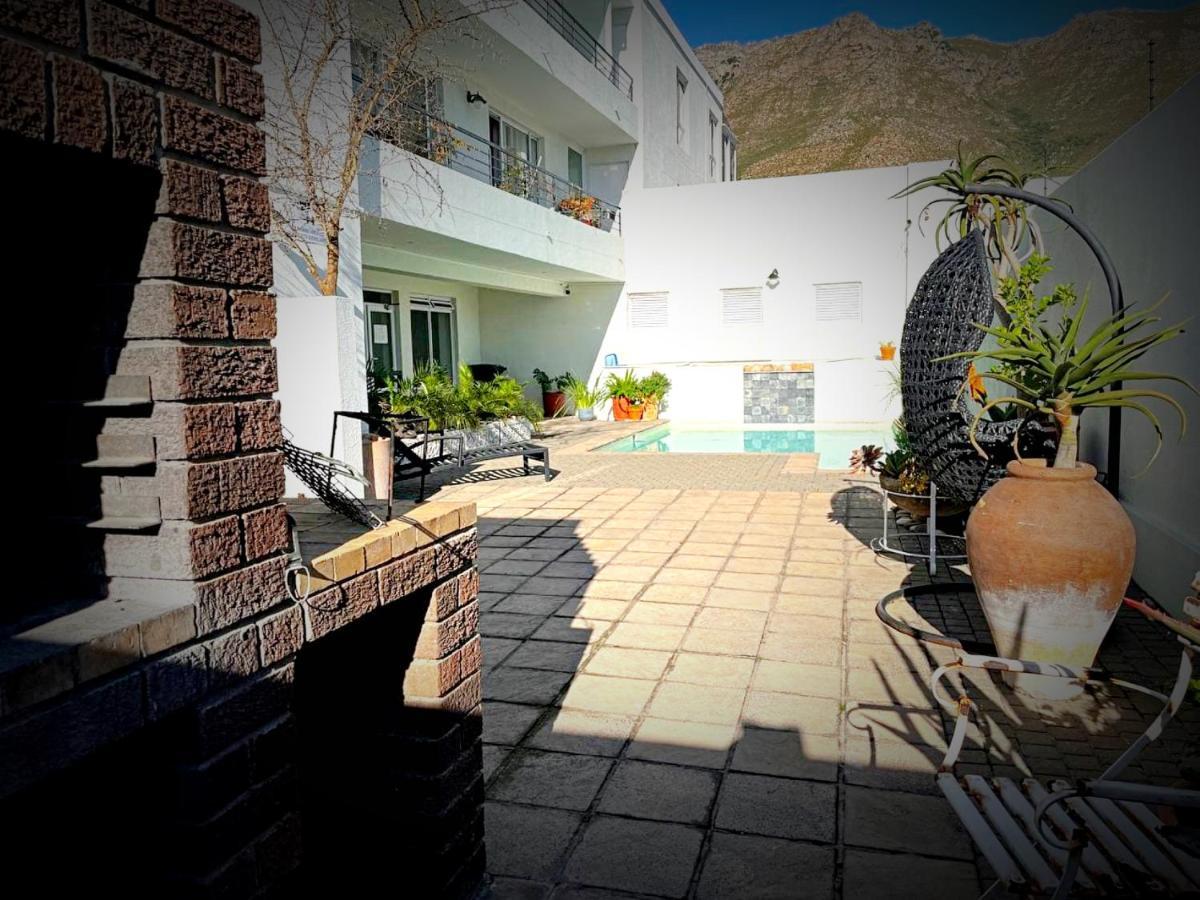 Bay-Side Apartment, Gordon'S Bay Eksteriør bilde